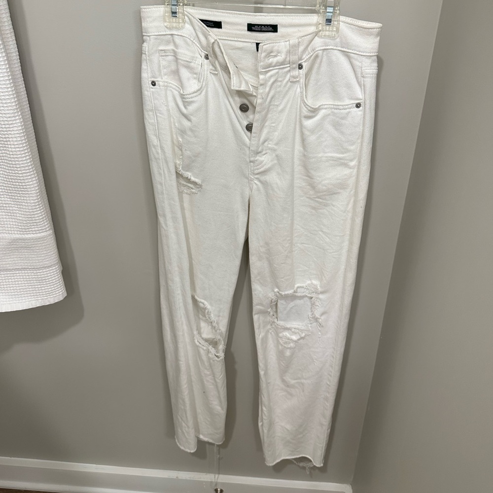 White Wild Fable Super High Rise Distressed Cropped Straight Jeans Size 2